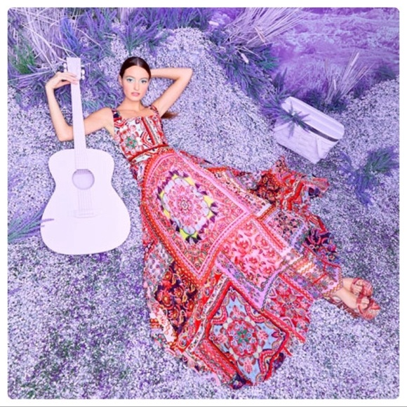 ALICE + OLIVIA Deona Pleated Maxi Dress - Picture 3 of 14